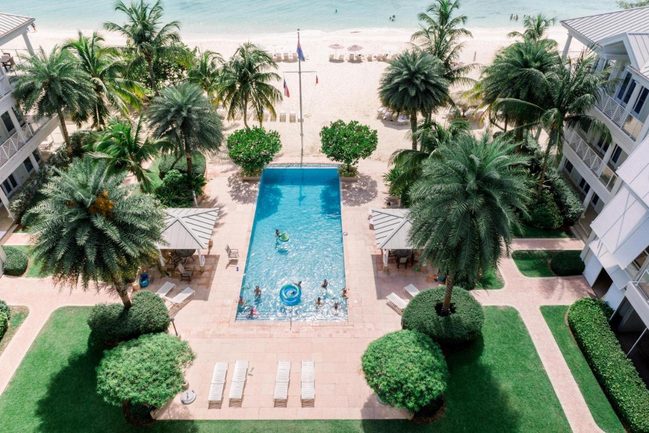 Caribbean Club Boutique Hotel, Grand Cayman Seven Mile Beach Экстерьер фото